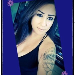 Meet your Posher, Ella